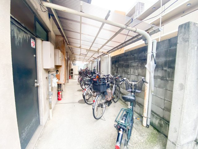 ヴィラ中谷の駐車場