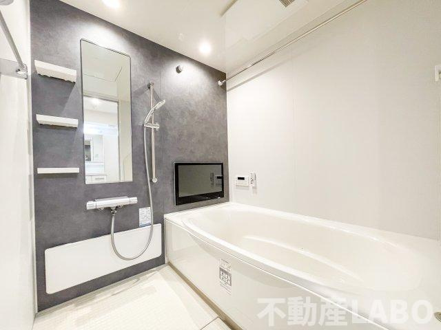 スペチアーレ平野西の浴室