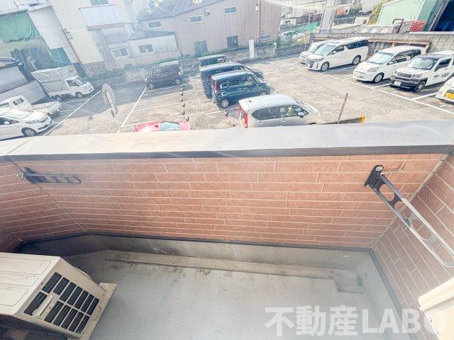 カーサイーストのバルコニー