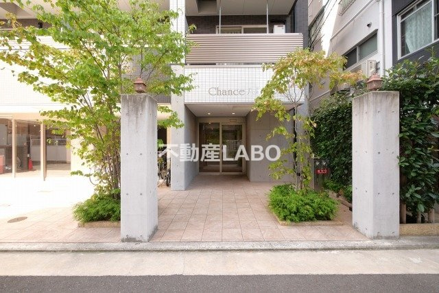 Chance八尾本町のエントランス