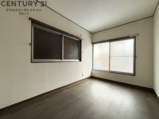 南武庫之荘９丁目戸建の寝室