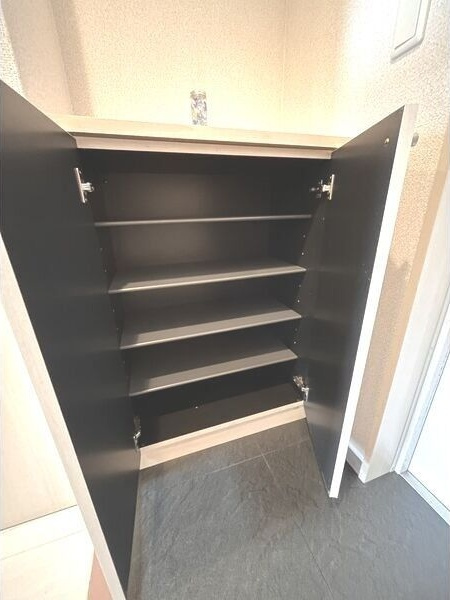 パーク黒川の玄関