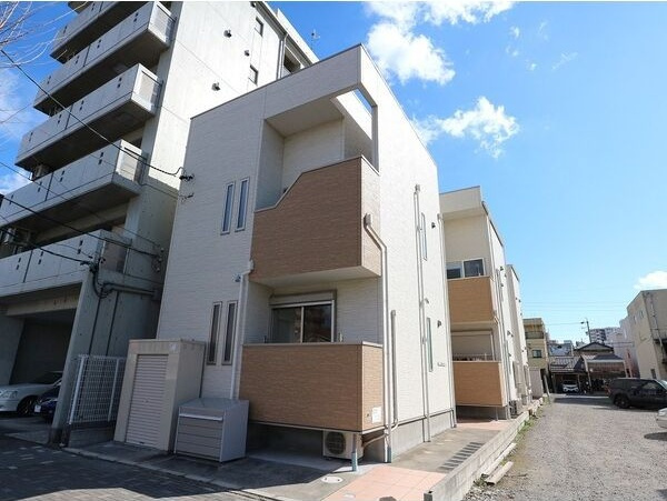 GRANDTIC Waltzの外観