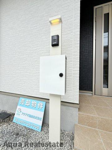 高松市扇町戸建の玄関|きれいな玄関です