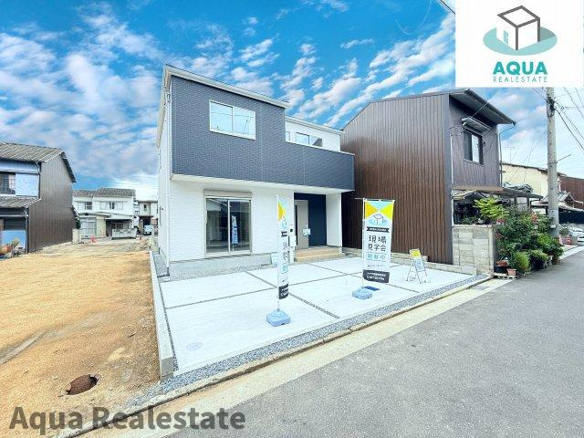 高松市扇町戸建の駐車場|駐車スペースもあります