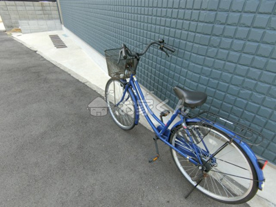 【駐車場】 | アグローリ駒ヶ林 | 駐輪スペース