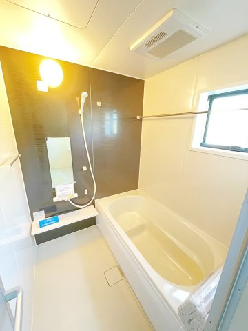 新築戸建・建売　太田第14下田島町　Livele Garden　全8棟の浴室|浴室乾燥機付きで雨の日や花粉の時期でも室内干しができるので安心です！