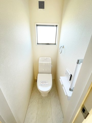 新築戸建・建売　太田第14下田島町　Livele Garden　全8棟のトイレ