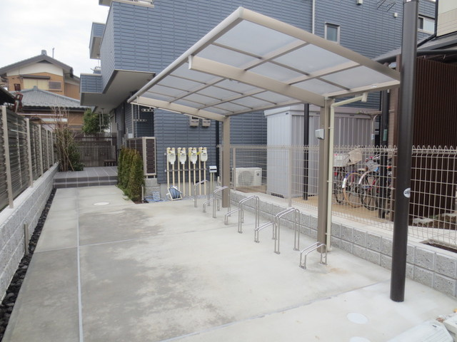 アイネ　ブリュのその他|★屋根付き駐輪場★