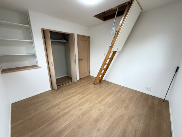 洋室（約6.1帖）