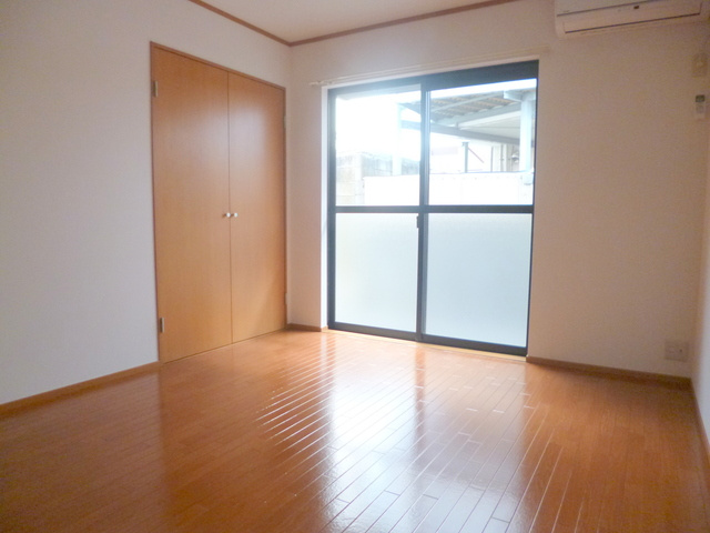 ＡＮＮＥＸ浜田山の居間・リビング|明るい洋室