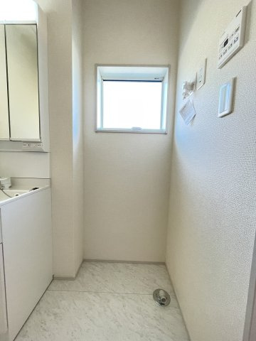 新築戸建・建売　太田第14下田島町　Livele Garden　全8棟のランドリースペース