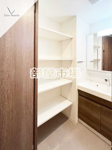 S-RESIDENCE浅草diverseの洗面所|収納