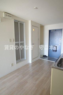 【居間・リビング】 | サンクレセント守口 | 室内綺麗です