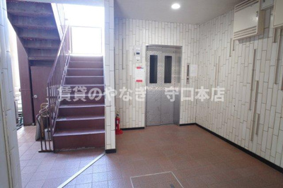 【ロビー】 | サンクレセント守口 | 明るく安心のエレベータ！