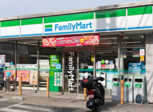 【周辺】 | ライオンズマンション王子第５ | ファミリーマート 北区豊島二丁目店まで672ｍ