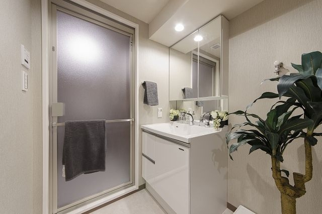 【洗面所】 | ライオンズマンション王子第５ | 毎日の身支度にも大活躍の洗面台♪