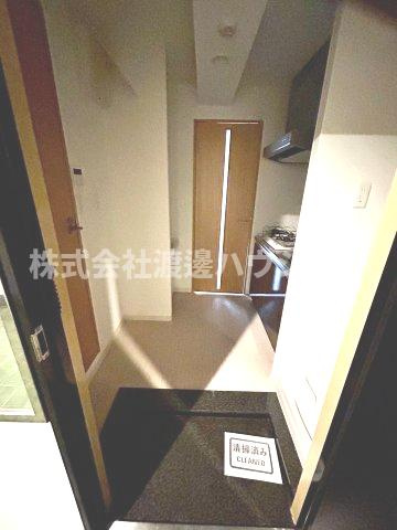 REBANGA江坂APの玄関