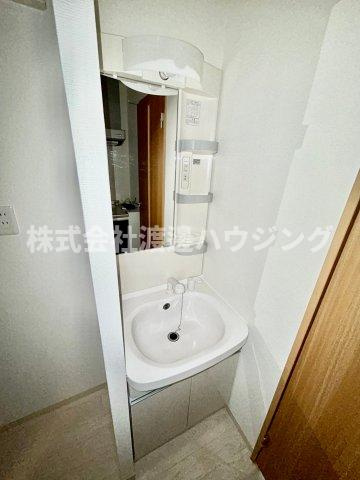 REBANGA江坂APの洗面所