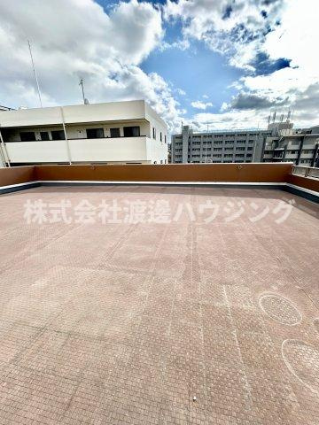 ルーエ江坂のバルコニー|ルーフバルコニー