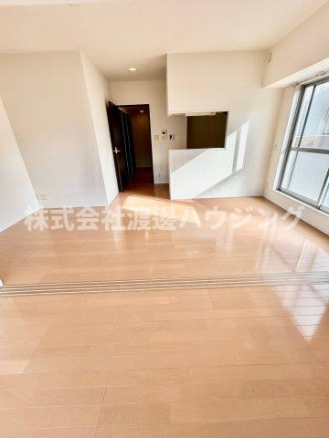 ルーエ江坂の内装