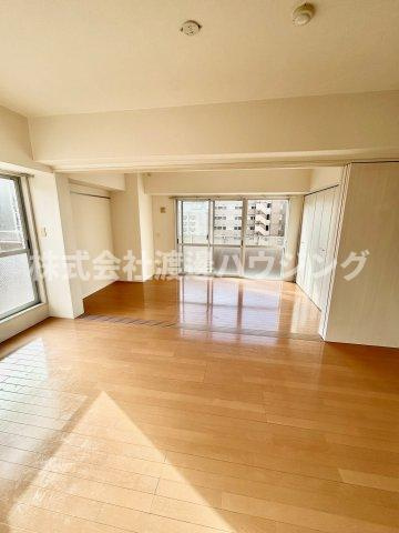 ルーエ江坂の内装