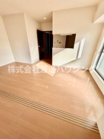 ルーエ江坂の内装