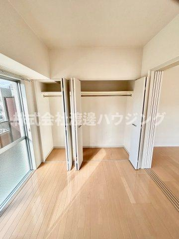 ルーエ江坂の収納