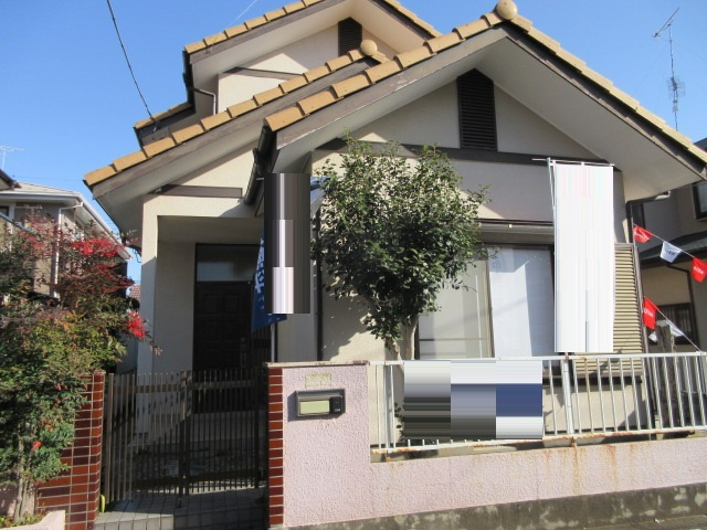 中古戸建　熊谷市押切2653-124（リフォーム住宅）の前面道路含む現地写真