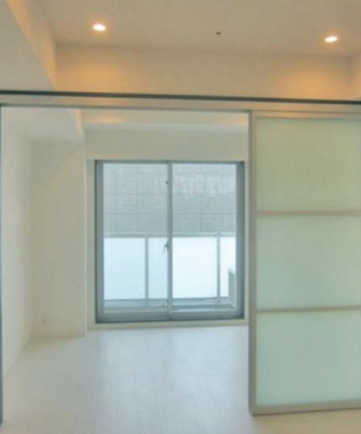 港区芝４丁目の賃貸マンションの居間・リビング