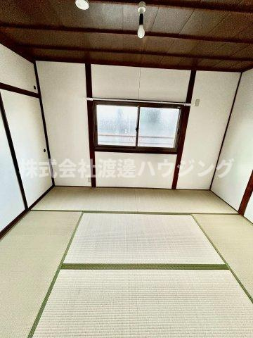 八尾市東山本新町６丁目のテラスの寝室