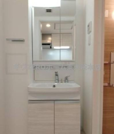 アドバンス天王寺南パキラの洗面所