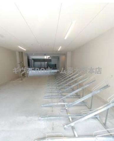 アドバンス天王寺南パキラのロビー