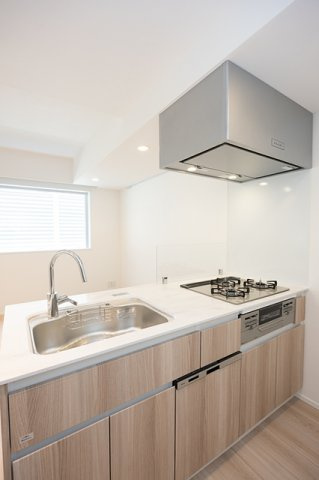 イプセ白金のキッチン|※写真は同タイプ住戸です。