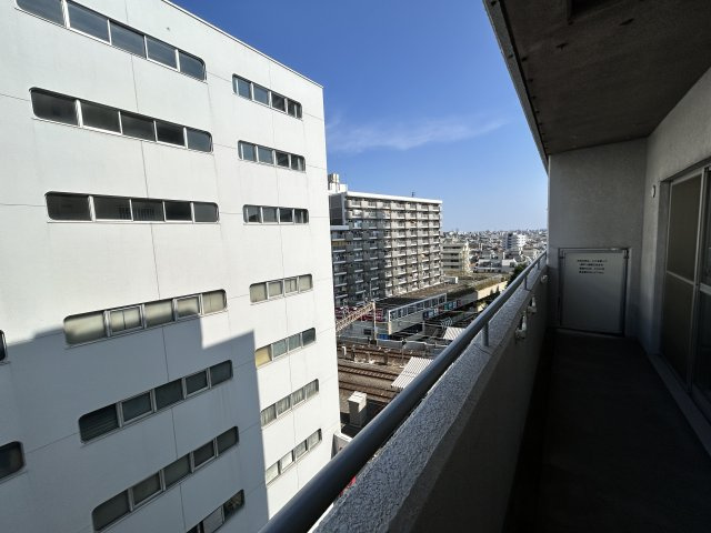 笹塚総榮ビルのバルコニー