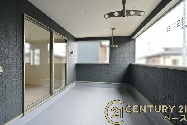 クレイドルガーデン杏町 １号棟 ／新築一戸建のバルコニー|■現地撮影写真■インナーバルコニーで急な雨でも安心です！