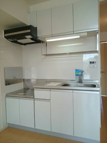 デパールのキッチン|コンパクトなキッチンで掃除もラクラク