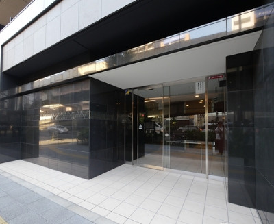 PEAKS神田 のエントランス