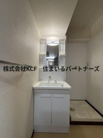 エトランゼ12の独立洗面台|独立洗面化粧台が付いています