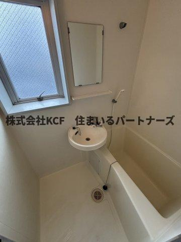 エトランゼ宮本Vの浴室|落ち着いた空間のお風呂です
