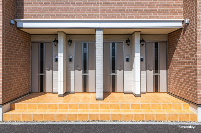 メゾンドリエールBのエントランス