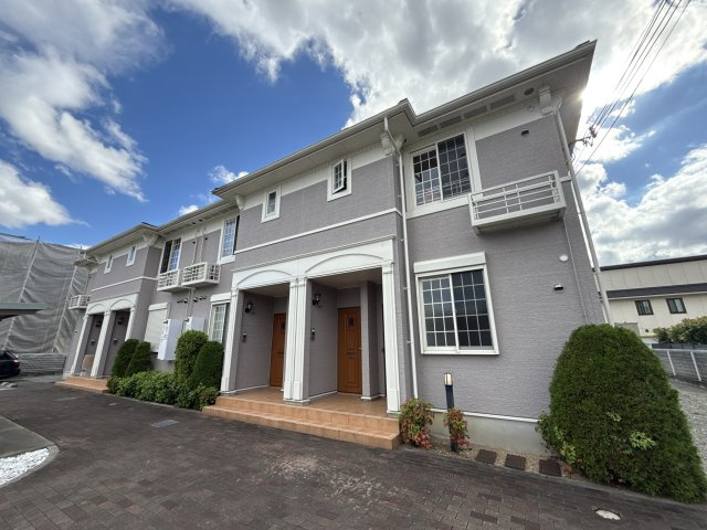 クライネス　ドルフ