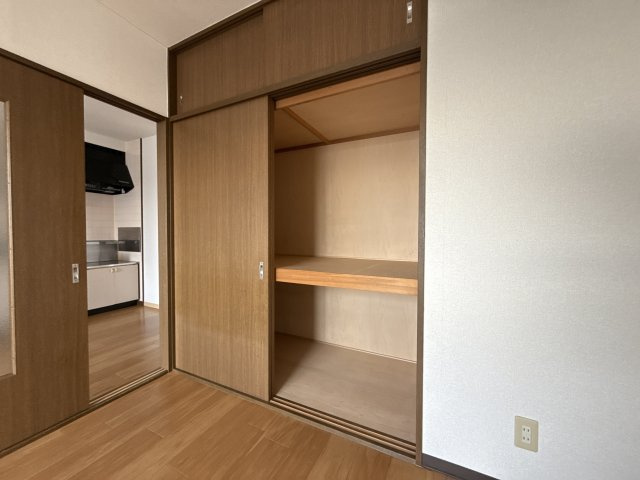 ファミール　ロジュマンの収納