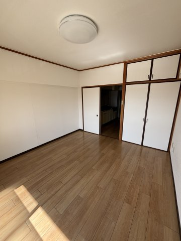 フラットサンパール