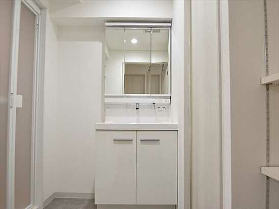 【独立洗面台】