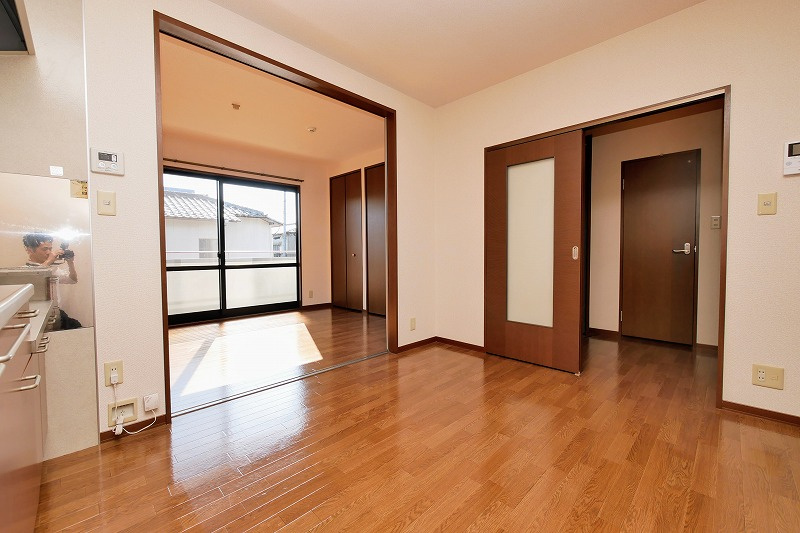 フィールドエッヂC棟の居間・リビング|フィールドエッヂC　201