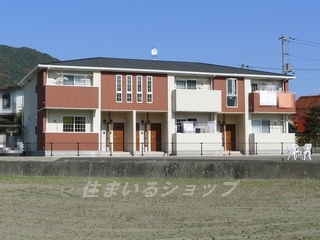 広島市安佐北区三入２丁目のアパート