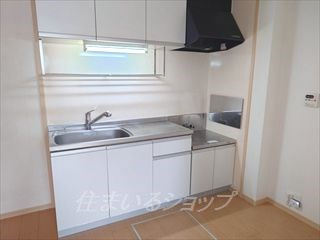 広島市安佐北区三入２丁目のアパートのキッチン|浄水器一体型シャワー水栓