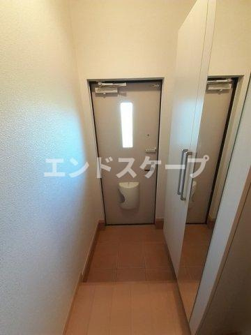 イン　コンターの玄関|高崎、前橋のお部屋探しはエンドスケープまで！お客様の理想お聞かせ下さい♪