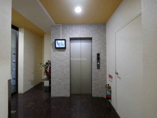 リップルナンバイーストのロビー